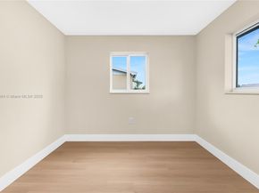 2805 NW 210th Ter, Miami Gardens FL 33056