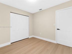 2805 NW 210th Ter, Miami Gardens FL 33056