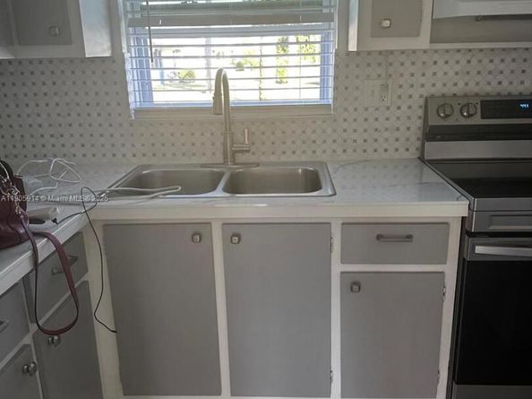 2844 Crosley Dr E E, West Palm Beach FL 33415