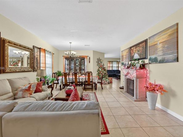 367 NE 36th Ave Rd, Homestead FL 33033