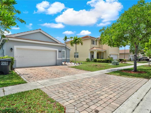 3472 NE 2nd St, Homestead FL 33033