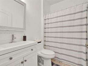 3472 NE 2nd St, Homestead FL 33033