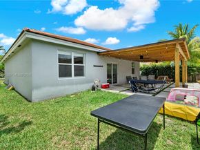 3472 NE 2nd St, Homestead FL 33033