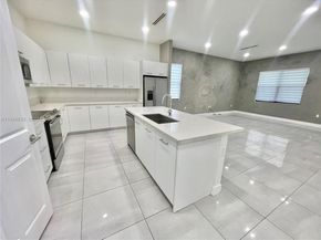 17324 SW 41st St, Miramar FL 33029