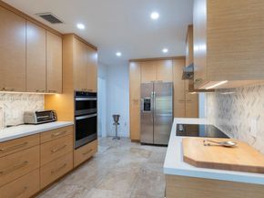 677 Hampton Ln, Key Biscayne FL 33149
