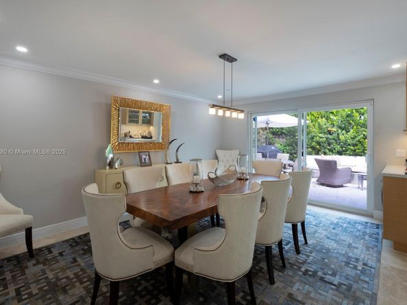 677 Hampton Ln, Key Biscayne FL 33149