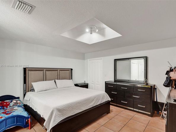 898 NW 131st Ave, Miami FL 33182