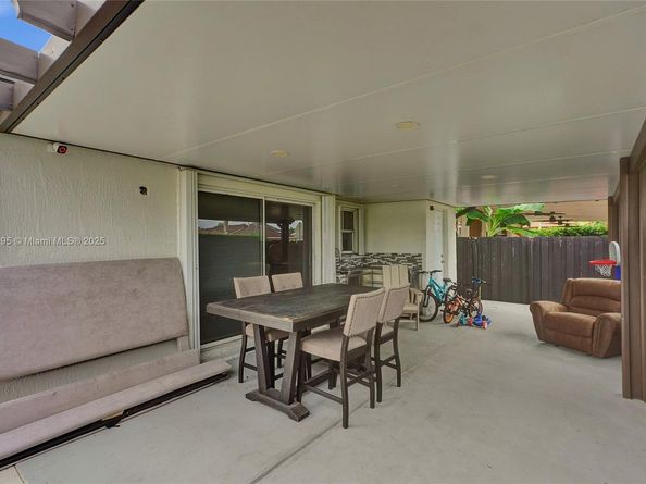 898 NW 131st Ave, Miami FL 33182