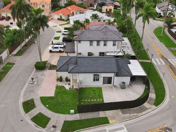898 NW 131st Ave, Miami FL 33182