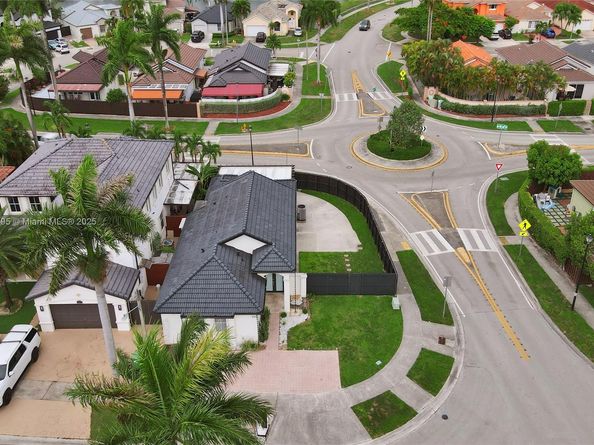 898 NW 131st Ave, Miami FL 33182