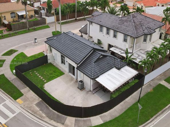 898 NW 131st Ave, Miami FL 33182
