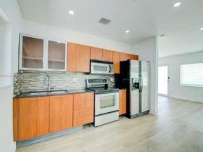 1499 NE 152nd St, North Miami Beach FL 33162