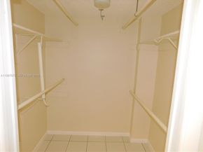 8005 SW 107th Ave 309, Miami FL 33173