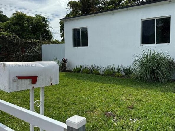 1812 NW 64th St, Miami FL 33147