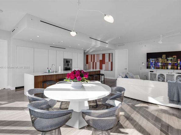 6901 Collins Ave 502, Miami Beach FL 33141