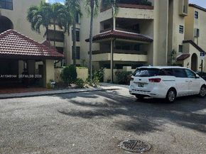 8810 SW 123rd Ct M103, Miami FL 33186