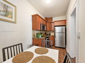 126 Mendoza Ave 5, Coral Gables FL 33134