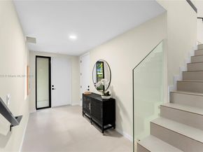 2501 SW 27 St 2, Miami FL 33133