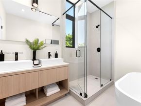 2501 SW 27 St 2, Miami FL 33133