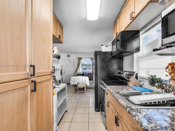 844 NW 15th Ave, Fort Lauderdale FL 33311