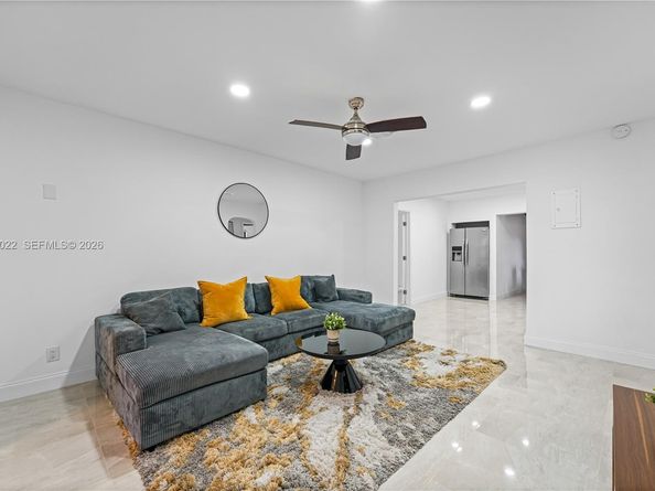 2827 Adams St, Hollywood FL 33020