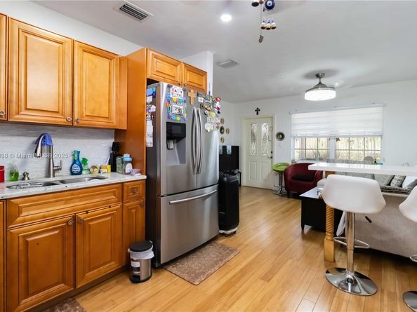 6515 SW 19th St, Miramar FL 33023