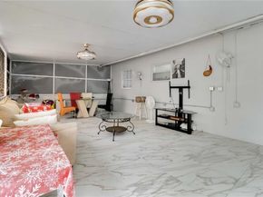 6515 SW 19th St, Miramar FL 33023