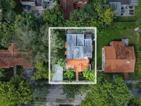820 Lorca St, Coral Gables FL 33134