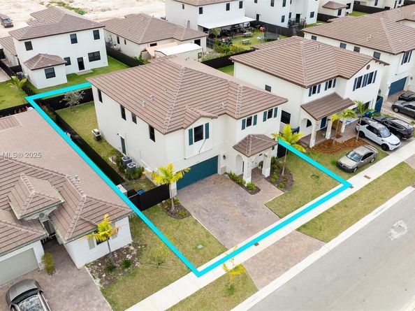 23302 SW 132nd Pl, Princeton FL 33032