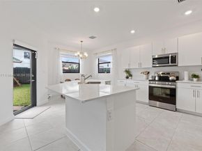 23302 SW 132nd Pl, Princeton FL 33032