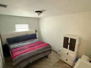625 E 8th Ln, Hialeah FL 33010