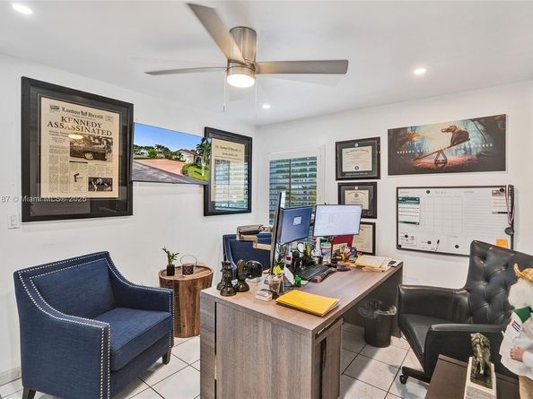 3401 SW 114th Ct, Miami FL 33165
