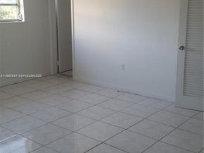 11840 NE 19th Dr 27, North Miami FL 33181