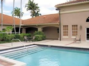 18328 NW 68th Ave H, Hialeah FL 33015