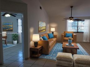 18328 NW 68th Ave H, Hialeah FL 33015