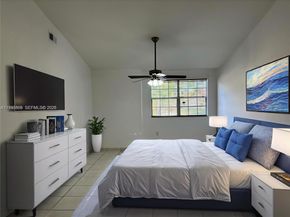 18328 NW 68th Ave H, Hialeah FL 33015