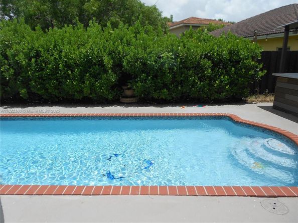 12940 SW 142nd Ter, Miami FL 33186