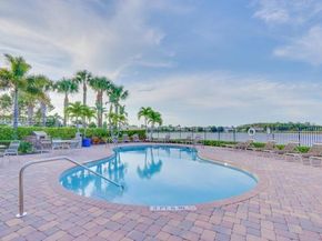 2086 Foxtail View Ct, West Palm Beach FL 33411