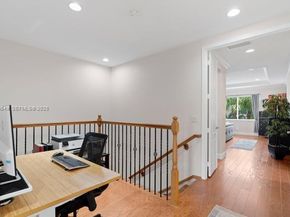 2086 Foxtail View Ct, West Palm Beach FL 33411