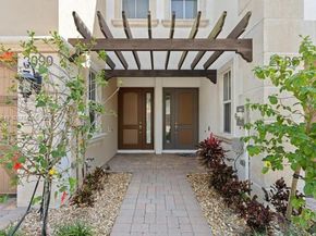 2086 Foxtail View Ct, West Palm Beach FL 33411