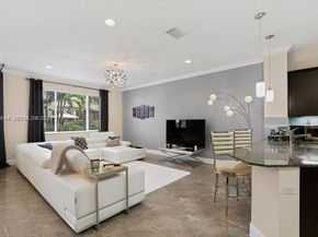 2086 Foxtail View Ct, West Palm Beach FL 33411