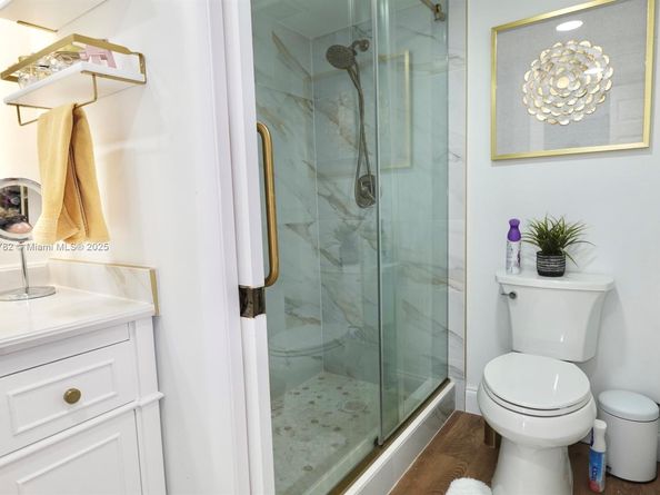 12500 SW 6th St 413N, Pembroke Pines FL 33027