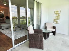 12500 SW 6th St 413N, Pembroke Pines FL 33027