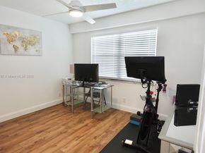 12500 SW 6th St 413N, Pembroke Pines FL 33027