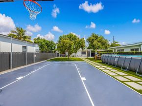 111 NW 53rd St, Miami FL 33127