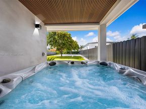 111 NW 53rd St, Miami FL 33127