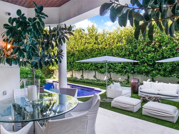 365 Gulf Rd, Key Biscayne FL 33149