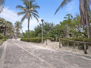 1623 Collins Ave 812, Miami Beach FL 33139