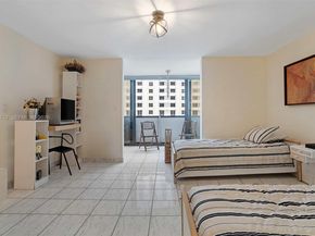 1623 Collins Ave 812, Miami Beach FL 33139