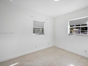 6231 Mayo St, Hollywood FL 33023